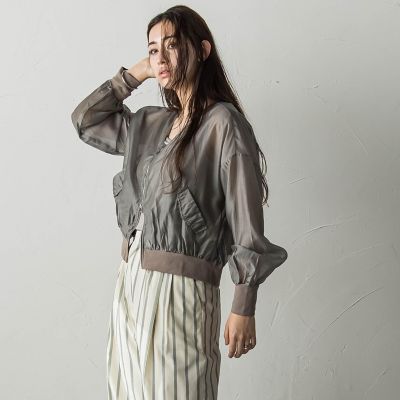 シアーＶネックブルゾン≪洗濯機で洗える≫