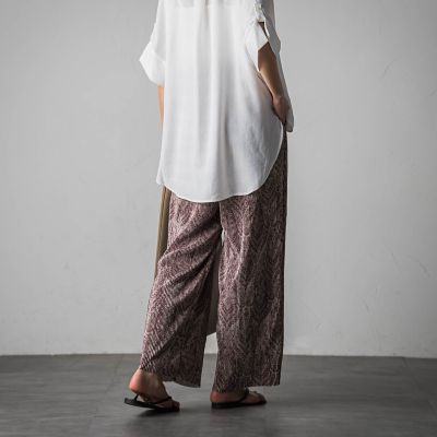 美品　ソージュ　ペイズリー柄パンツ 最強のペイズリー柄パンツを見つけました！サラサラ素材＆オン