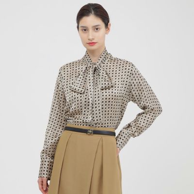 ＜Paul Stuart (Women)＞【ウォッシャブル】スクエアジオメトリック　ブラウス