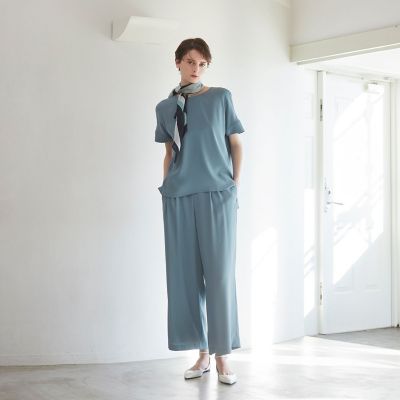 未使用品 ストラスブルゴ 24AW バックサテンジョーゼット ギャザー トップス ウォッシャブル】バックサテンジョーゼット パンツ | Paul Stuart
