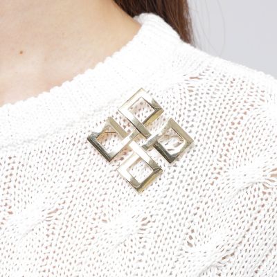 ＜Paul Stuart (Women)＞【Ｎｉｋｋｅｉ　Ｍａｇａｚｉｎｅ掲載】Ｐモザイクブローチ