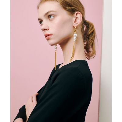 新品タグ付き✨ ルルウィルビー スカラップニットワンピース 洗える 黒 LOULOU WILLOUGHBY】スカラップニットワンピース
