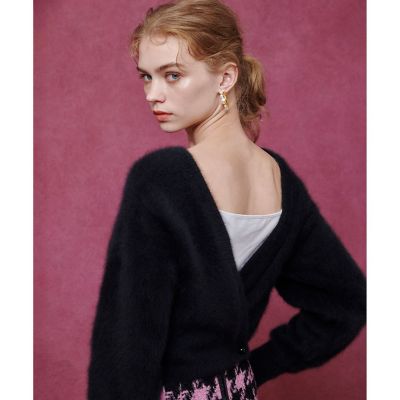 allureville (Women)/アルアバイル【LOULOU WILLOUGHBY】カシミヤブレンドファー加工Vカーディガン 95ブラック トップス【三越伊勢丹/公式】