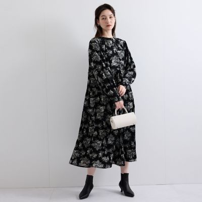 グラフィックプリーツワンピース≪洗濯機で洗える≫