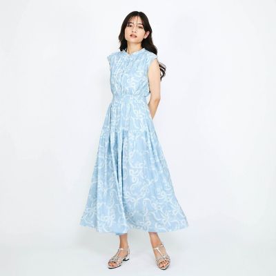 ＜QUEENS COURT（Women）＞リボンフラワー柄ワンピース≪手洗い可能≫