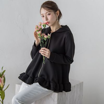 ＜QUEENS COURT（Women）＞フリルフレアパーカー≪手洗い可能≫