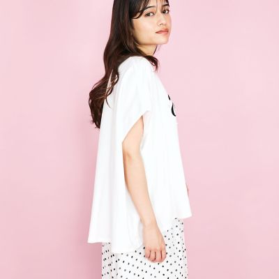 LHELBIE】パール付きロゴプリントTシャツ≪洗濯機で