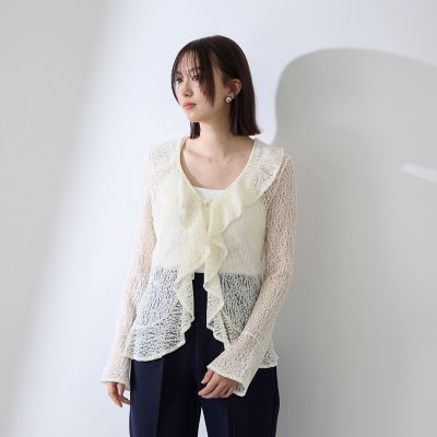 ＜QUEENS COURT（Women）＞ストレッチレースラッフルカラートップス