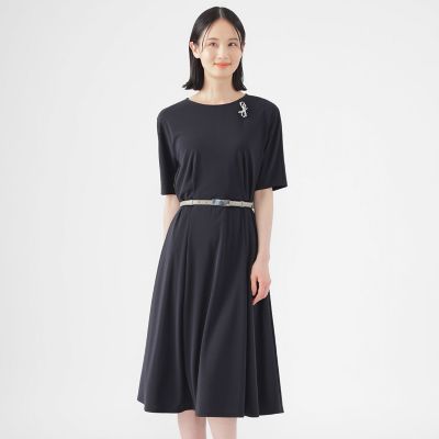 ＜TRANSWORK (Women)＞【ウォッシャブル】【接触冷感】スムースフレアラインワンピース