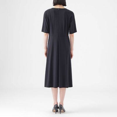新品・31,900円☆トランスワーク【ウォッシャブル】【接触冷感】ワンピース・訳 ウォッシャブル】【接触冷感】スムースフレアラインワンピース