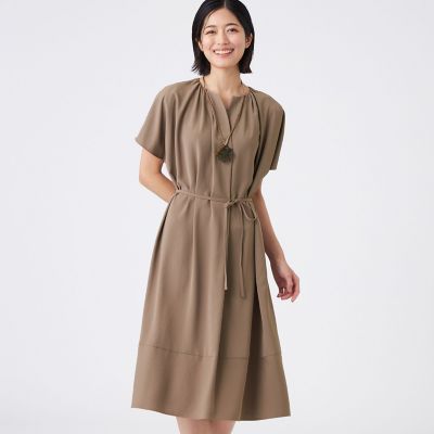 新品・31,900円☆トランスワーク【ウォッシャブル】【接触冷感】ワンピース・訳 吸水速乾・接触冷感・UV・ウォッシャブル】ファンクションデシン