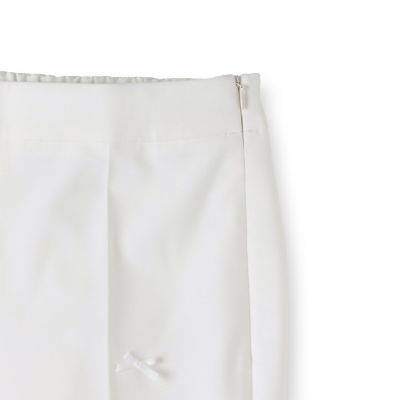 リボンモチーフ付きテーパードパンツ≪洗濯機で洗える≫