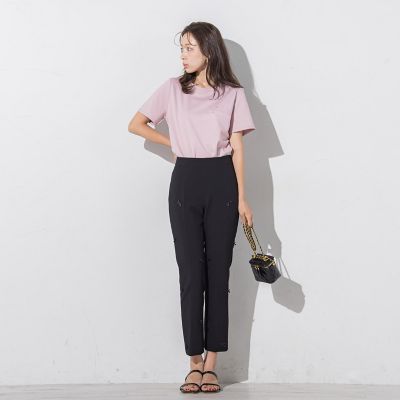リボンモチーフ付きテーパードパンツ≪洗濯機で洗える≫