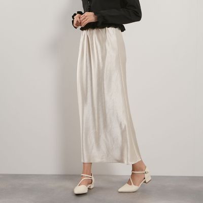 ＜QUEENS COURT（Women）＞シルキーヘビーサテンスカート≪手洗い可能≫