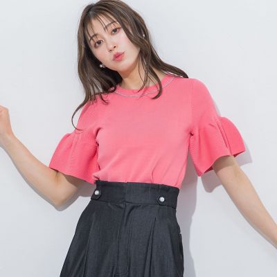 新品未使用　JUDYcollection プルオーバー　フリル袖　ベルスリーブ 新品未使用 JUDYcollection プルオーバー リボン袖 ベルスリーブ