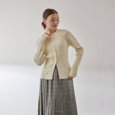 SATUR セター　ホワイト カーディガン 長袖　くるみボタン　ニット ニットボタンフロントカーディガン | パーカー＆トレーナー | Lululemon JP