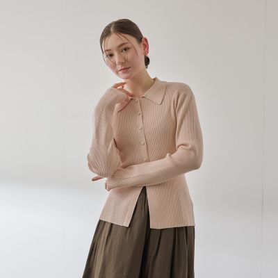 くるみボタンポロニットカーディガン≪手洗い可能≫ | QUEENS COURT