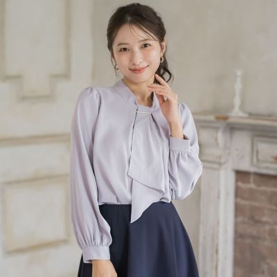 クイーンズコート（QUEENS COURT）/パール付きボウタイブラウス≪洗濯機で洗える≫ パール付きボウタイブラウス≪洗濯機で洗える≫ | QUEENS COURT（Women