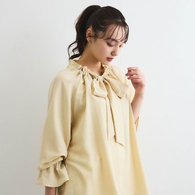 フィブリルサテンリボンタイブラウス≪手洗い可能≫