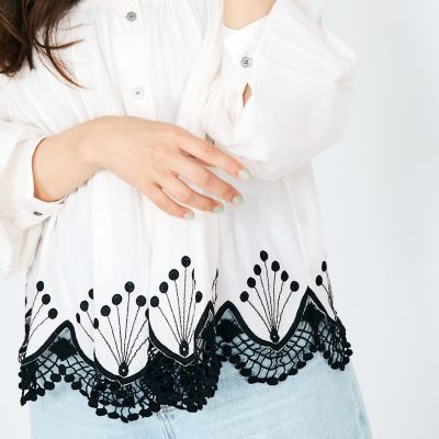 スカラップ刺繍レースブラウス≪手洗い可能≫ | QUEENS COURT