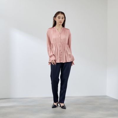割繊サテンキーネックペプラムブラウス≪手洗い可能≫ | QUEENS COURT