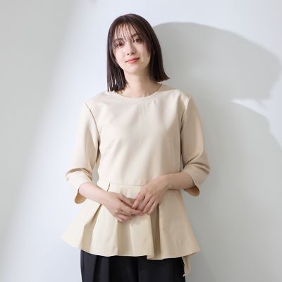 ＜QUEENS COURT（Women）＞ダブルクロスストレッチペプラムブラウス