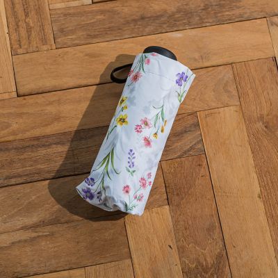 【晴雨兼用】ボタニカルフラワー折りたたみ傘ホワイト（ＵＶ９９．８％カット）