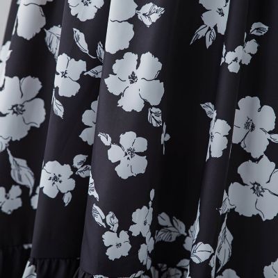 【大きいサイズ】モノトーンフラワープリントワンピース≪手洗い可能≫