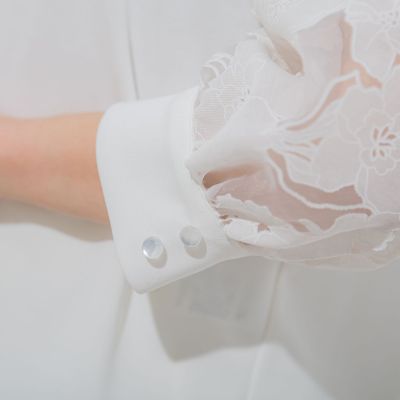 【大きいサイズ】袖シアーラインフラワープルオーバー≪手洗い可能／セットアップ対応≫