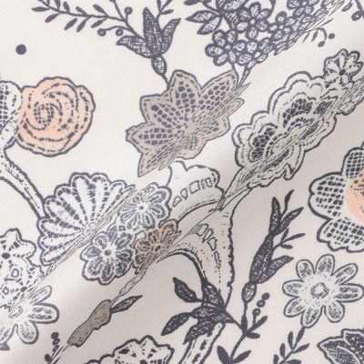 シルクスカーフ　縁レース　花柄 12acch37 シルクスカーフ 縁レース 花柄 12acch37の通販 by Hoshi's shop｜ラクマ