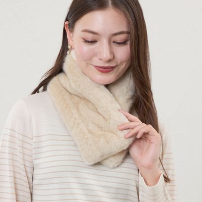 ＜AMACA (Women)＞ケーブルフェイクファーティペット