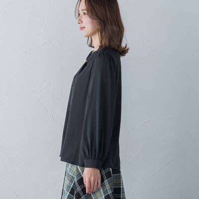 【大きいサイズ】パール付きボウタイブラウス≪洗濯機で洗える≫