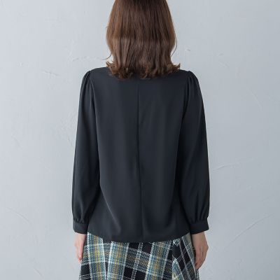 【大きいサイズ】パール付きボウタイブラウス≪洗濯機で洗える≫