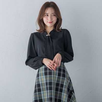 【大きいサイズ】パール付きボウタイブラウス≪洗濯機で洗える≫