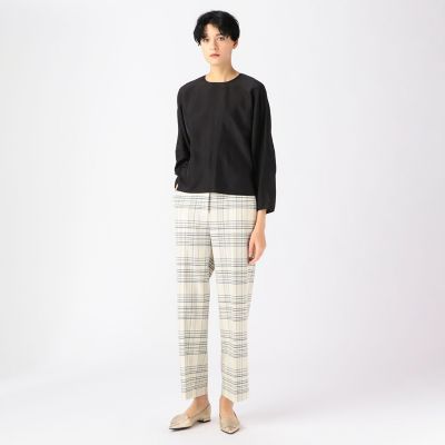 パウダリーシルク　バックギャザーブラウス