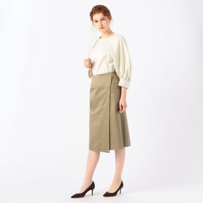 バイオツイル　ネックタックブラウス
