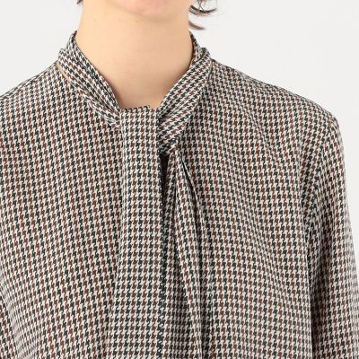 クレープデシンプリント　ボウタイブラウス