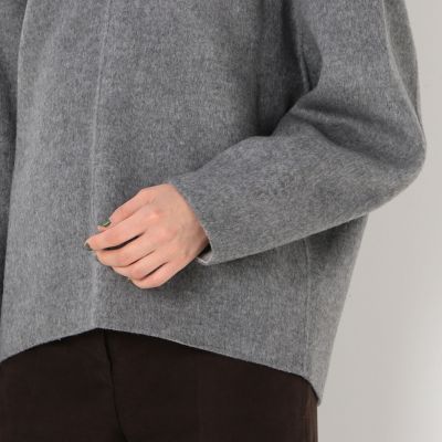 ライトダブルフェイスシャギー　Ｖネックブラウス