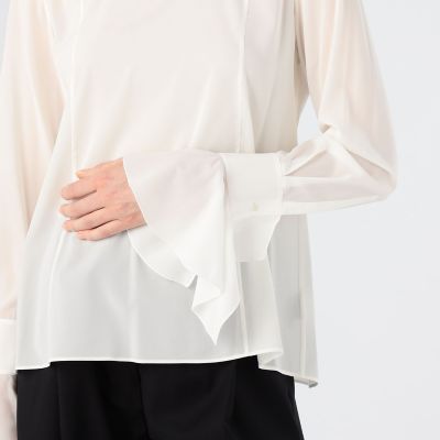 シルクシフォンストレッチ フレアカフスブラウス | maison