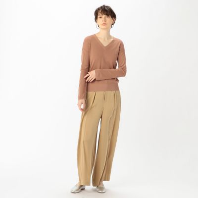 レーヨンナイロンストレッチ　Ｖネックプルオーバー