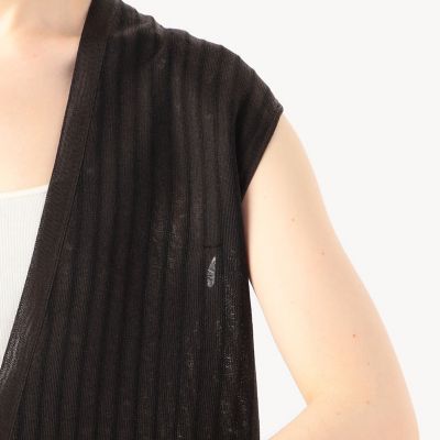 レイヤードシアーレース　Ｖネックロングジレ