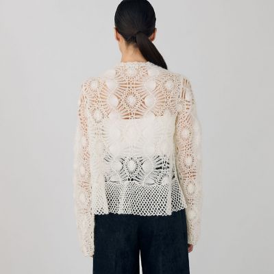 ヘアピンレースハンドニット　Ｖネックカーディガン