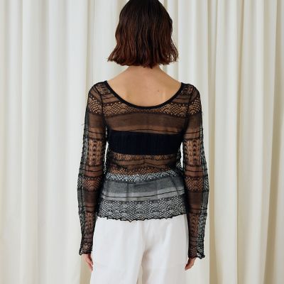 レースステッチ　バックネックプルオーバー