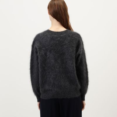 CERVA 黒 カシミア混 袖切り替え ネックファー付き プルオーバー カシミヤファー Vネックプルオーバー | maison TOMORROWLAND/メゾン