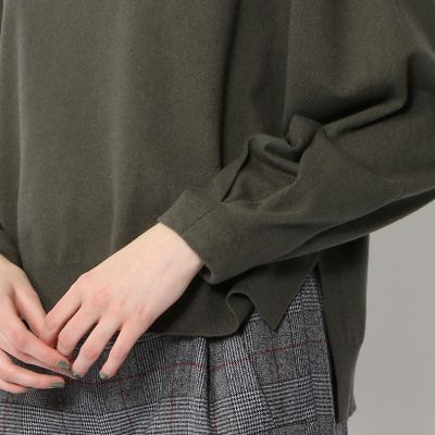 ウールポリエステル　クルーネックプルオーバー