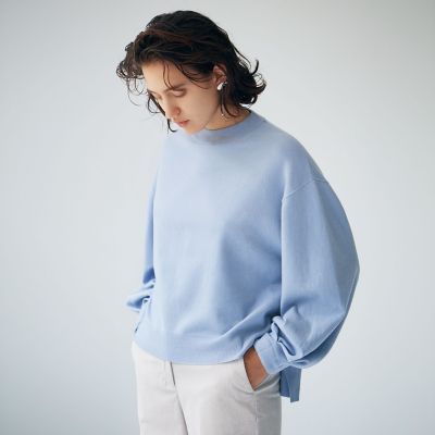 ウールポリエステル　クルーネックプルオーバー