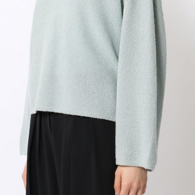 ウールナイロンラメブークレー　Ｖネックプルオーバー