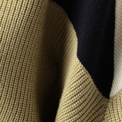 ウールポリエステル　クルーネックプルオーバー