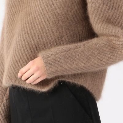 バイアスニット　Ｖネックプルオーバー