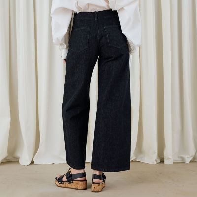 ブラックデニム　ラウンドパンツ